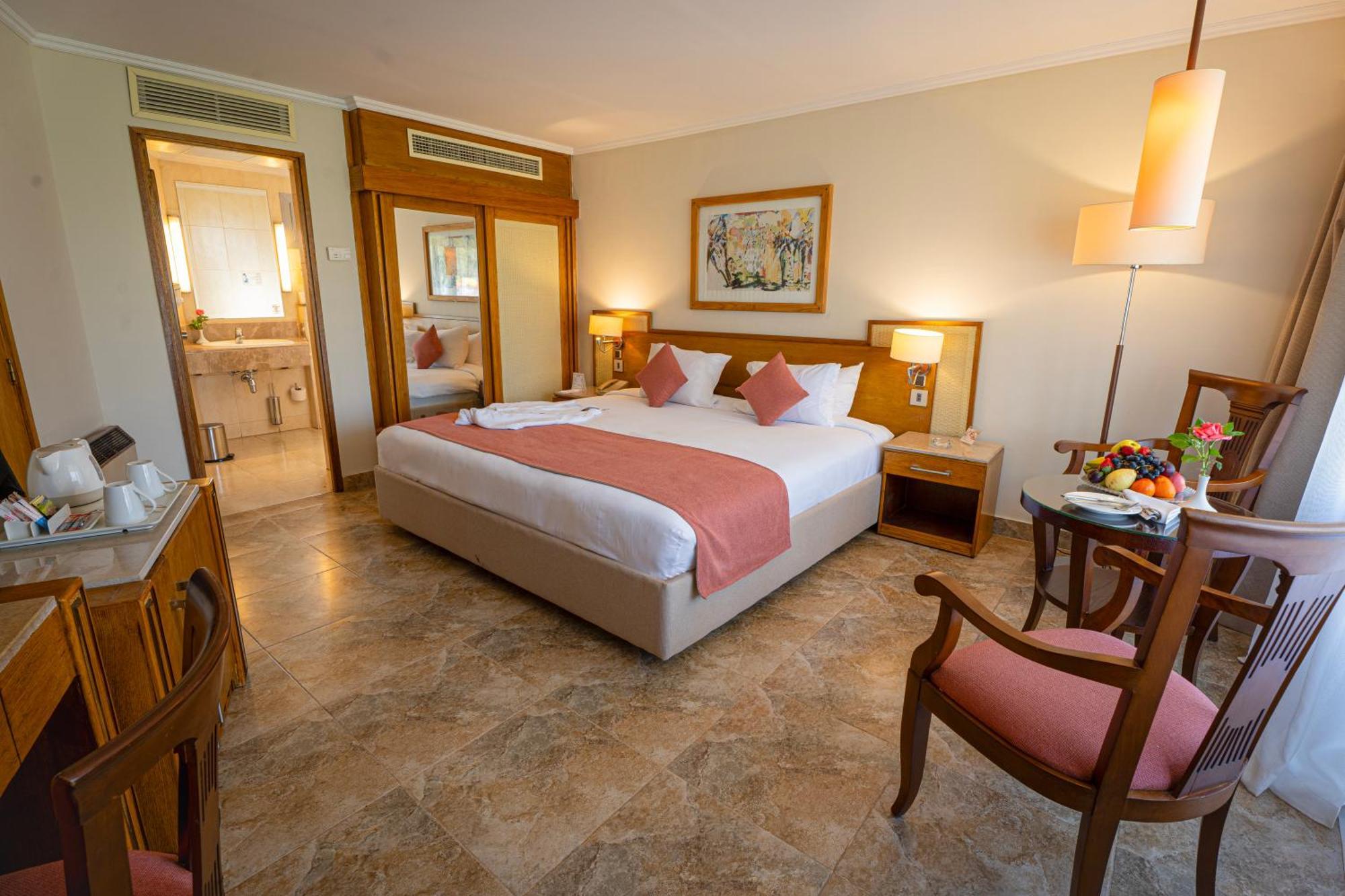 Jolie Ville Hotel & Spa Kings Island Луксор Екстер'єр фото A room at the Dead Sea Spa Magdiel